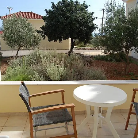 Gialos Village Beach Apartments